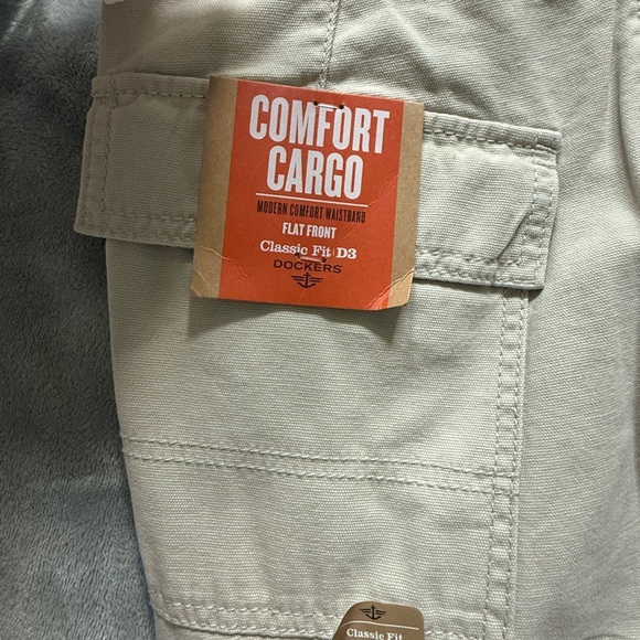 Dockers Men's Cargo Pants - Light Tan - Picture 2 of 5